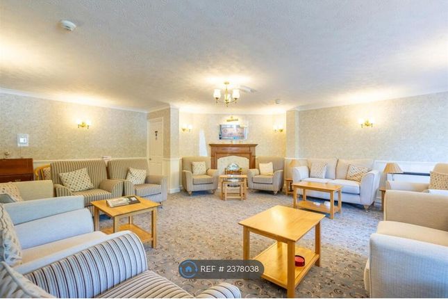 Nice Communal Lounge Space To Relax In