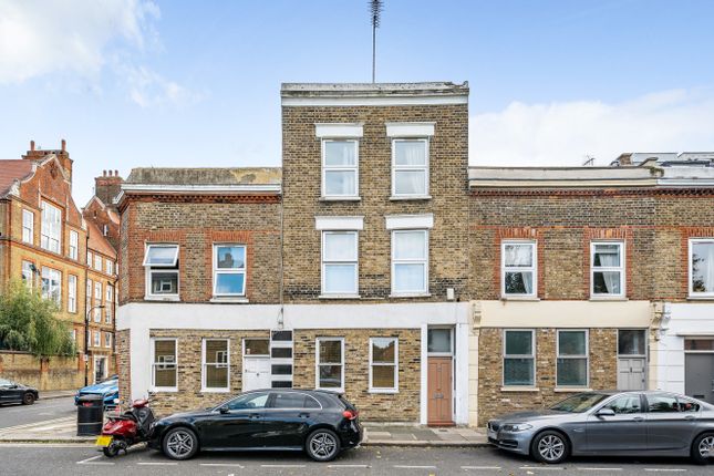Flat for sale in Langford Road, London