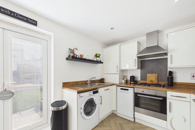 48 Bronte Way, South Shields photo 2