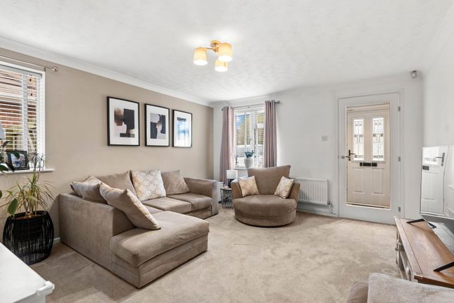 4, Mulberry Tree Hill, Droitwich photo 3
