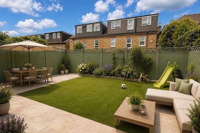 36, Kingsley Avenue, London photo 2