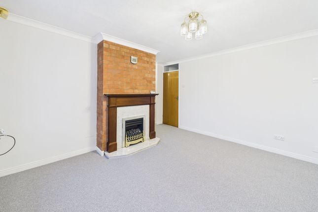 63 Hardwick Avenue, Sutton-In-Ashfield photo 3
