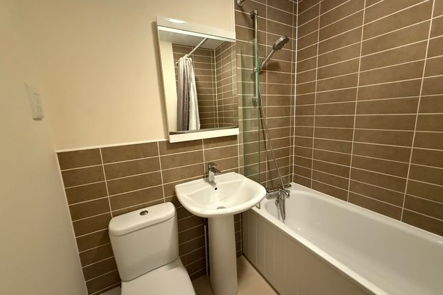 Hollyhock Court, BURY ST. EDMUNDS photo 3