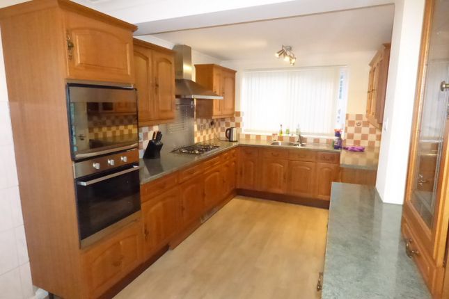 Semi-detached house to rent in Leeds &amp; Bradford Road, Leeds