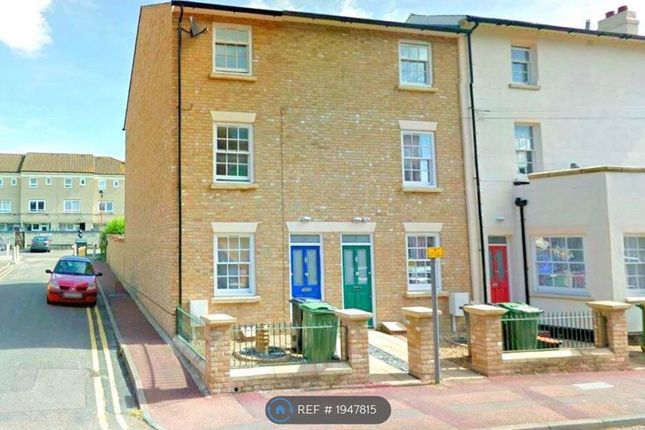 End terrace house to rent in Marsham Street, Maidstone ME14