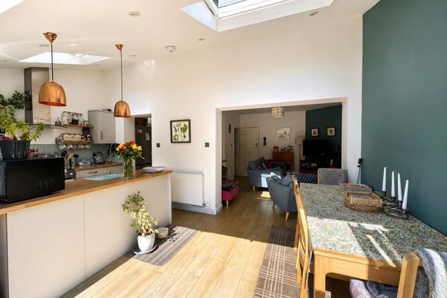 5, Jubilee Road, Dursley photo 3