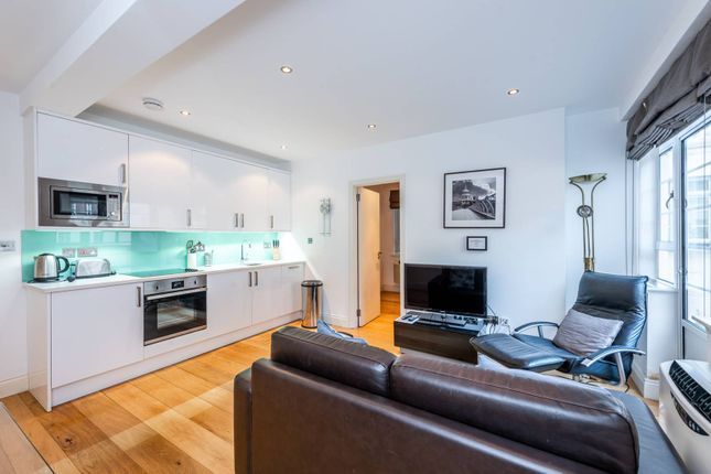 Thumbnail Flat to rent in Sloane Avenue, Chelsea, London