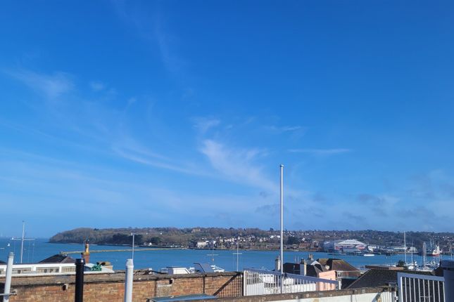 Old Town Court, Market Hill, Cowes photo 2