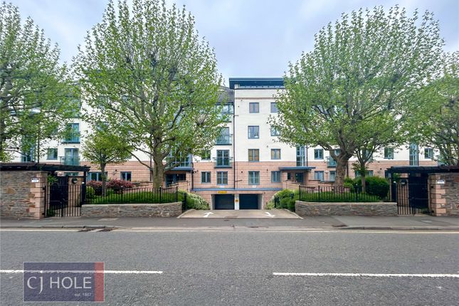 Flat 10, The Quays,, Cumberland Road, Bristol photo 2