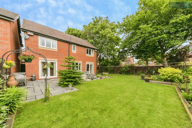 6, Hornbeam Close, Cheshire photo 2