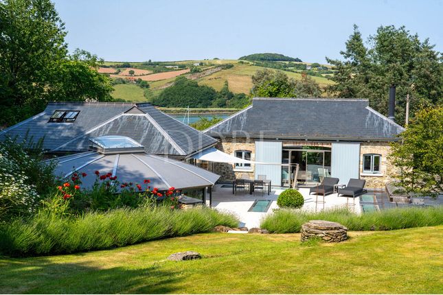 Thumbnail Country house for sale in East Portlemouth, Devon