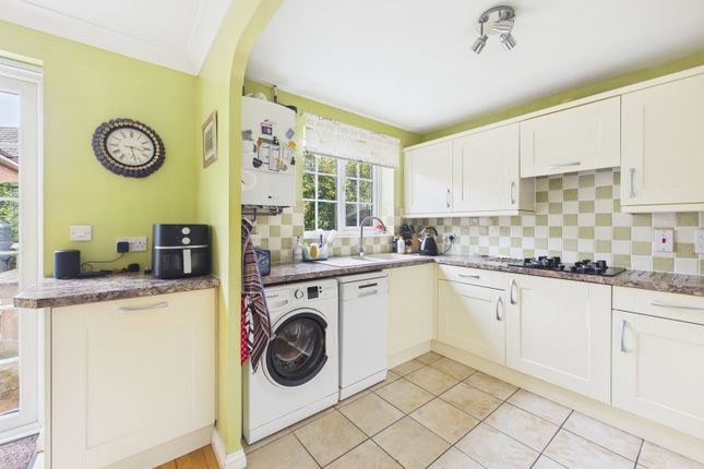 23, Colliers Field, Cinderford photo 3