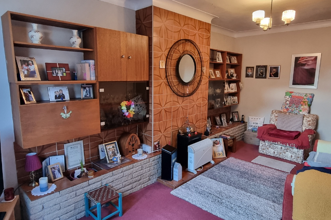 20, Pymmes Green Road, London photo 2