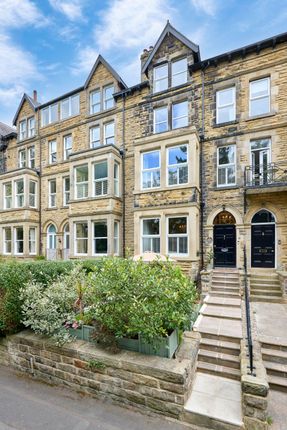 97, Valley Drive, Harrogate photo 3