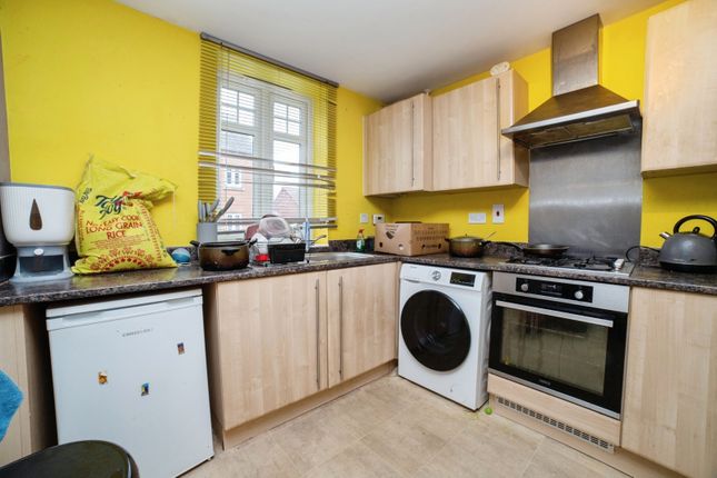 32, Topaz Crescent, Nottinghamshire photo 2