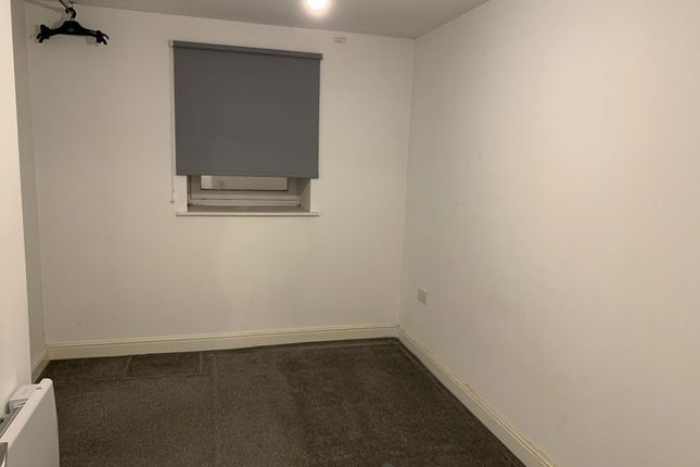 Flat 5, Darwen photo 3
