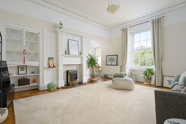 27a Albert Place, Stirling photo 2