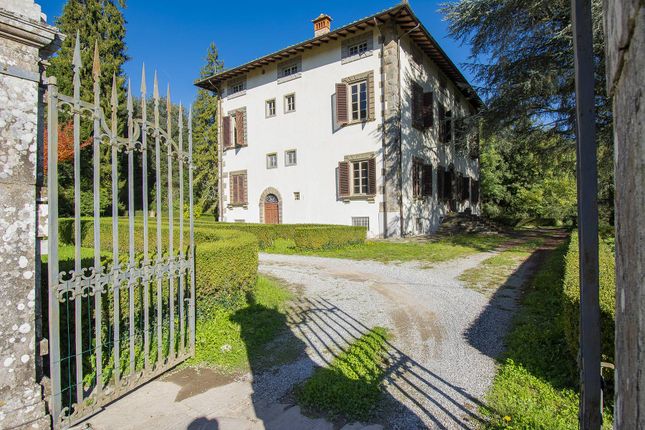 Villa for sale in Via di Pescaglia, Pescaglia, Toscana