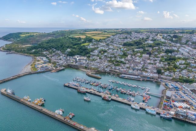 1328181-8-6880Fde...