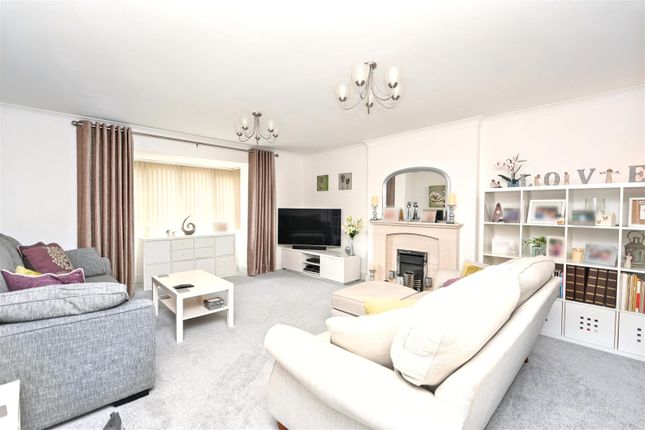 14, Regents Place, Eastbourne photo 2