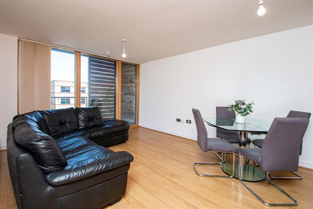Flat 13, 4, Opal House, Merrivale Mews, Milton Keynes photo 5