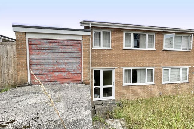 Erlstoke Close 37 - Front.Jpg
