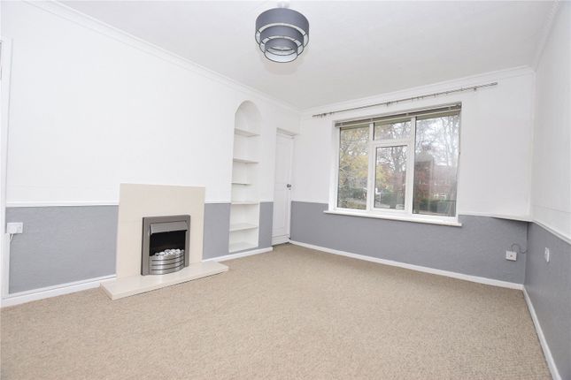 123, Spen Lane, West Yorkshire photo 2