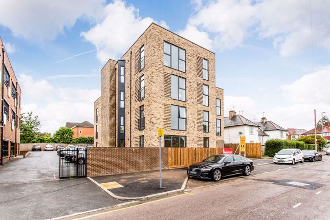 2-bed flat on Flat 9, Sarason Apts, London, £700,000