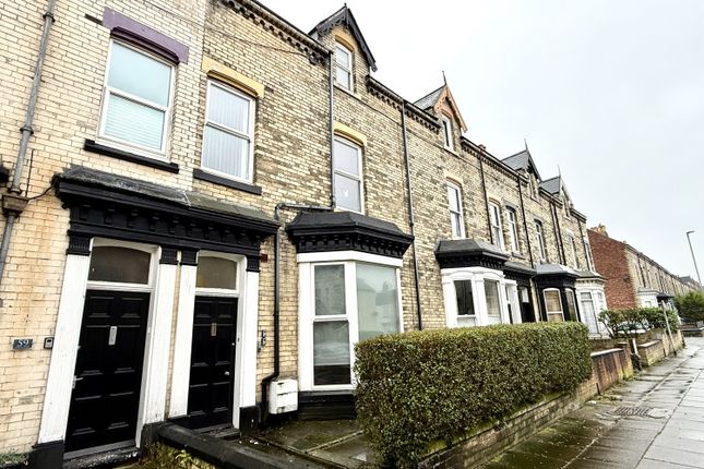 6-bed terraced on 61, Grange Road, Hartlepool, £120,000