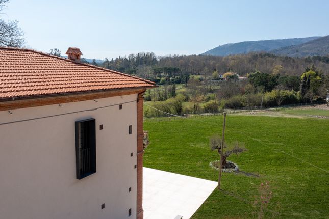 Villa for sale in Pistoia (Town), Pistoia, Tuscany, Italy