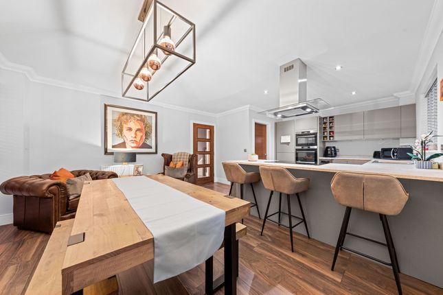 39 Hamilton Grove, Glasgow photo 3