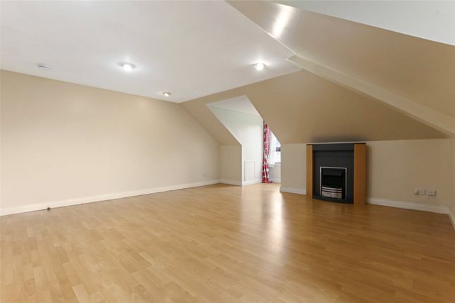37, Glendevon Way, Dundee photo 3