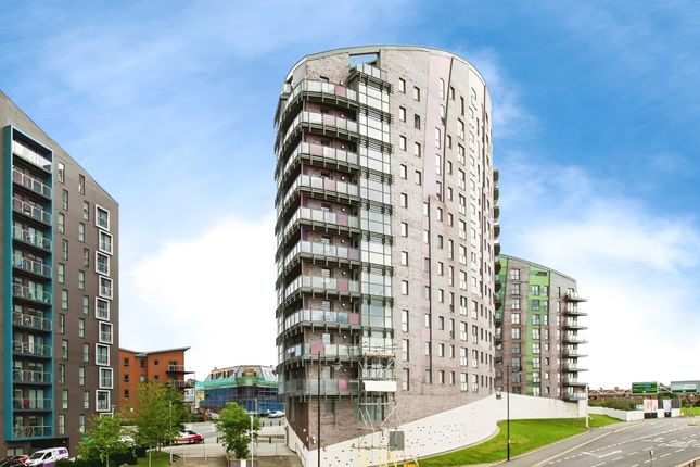 Thumbnail Flat for sale in Cross Green Lane, Leeds