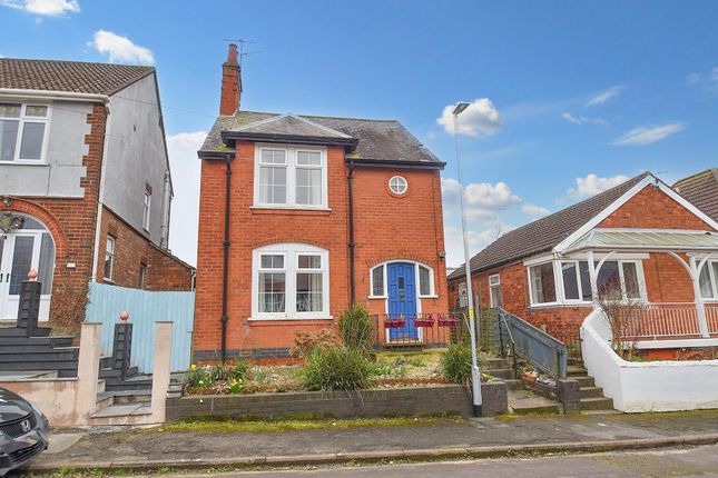 Thumbnail Terraced house for sale in Ocean Avenue, Skegness