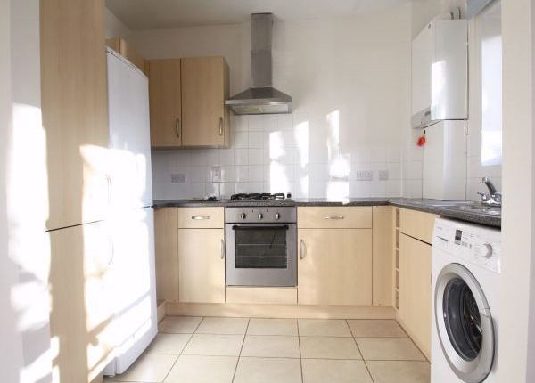 Thumbnail Flat to rent in Ellwood Place, Cordons Close, Chalfont St Peter