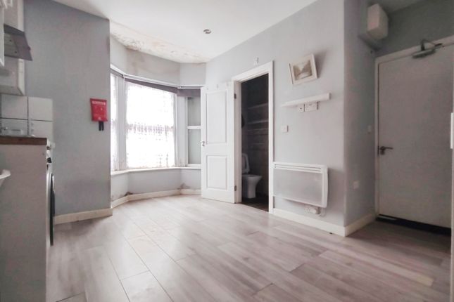 3, Beresford Road, Berkshire photo 4