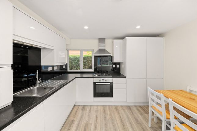 236, Swakeleys Road, Uxbridge photo 4