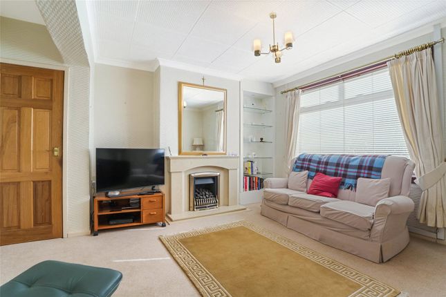 3, Drumsack Avenue, Glasgow photo 3