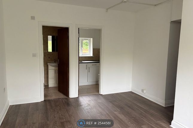 Godstone Road, Kenley photo 3