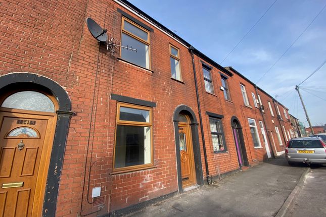 2-bed house on 147, Chorley, £825/mo