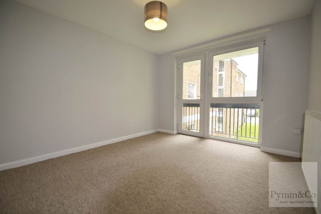 Flat to rent in Uplands Court, Norwich