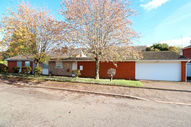Bungalow for sale in Grange Avenue, Leicester Forest East