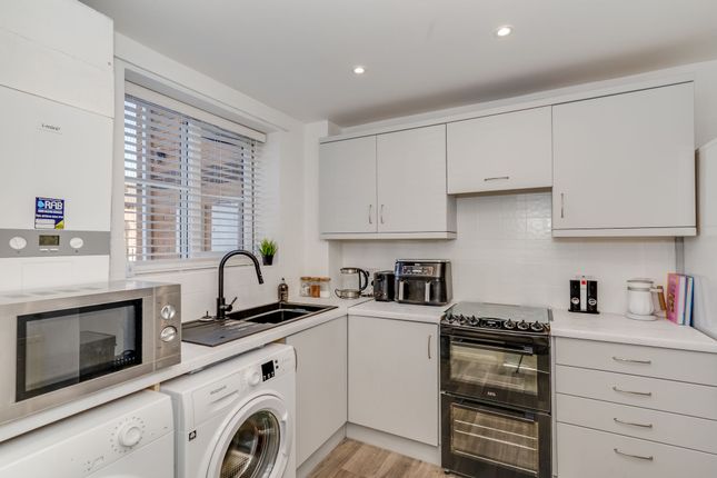 37 Tadcaster Road, Sheffield photo 2