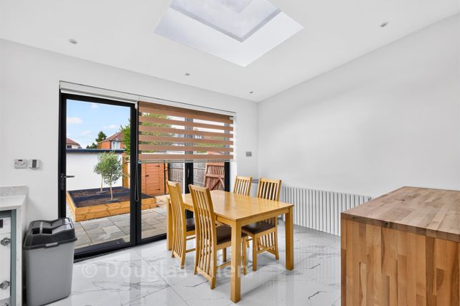 65, Crownhill Road, Woodford Green photo 4