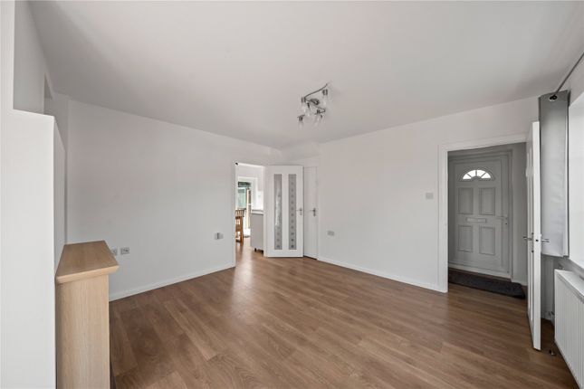 93, Gainsborough Road, New Malden photo 4