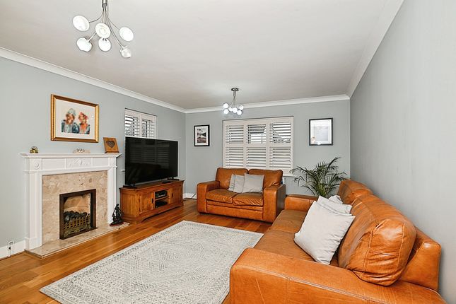 8, Bramley Gardens, Maidstone photo 3