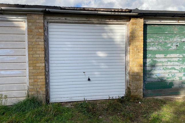 Garage 2 Front 2.Jpg