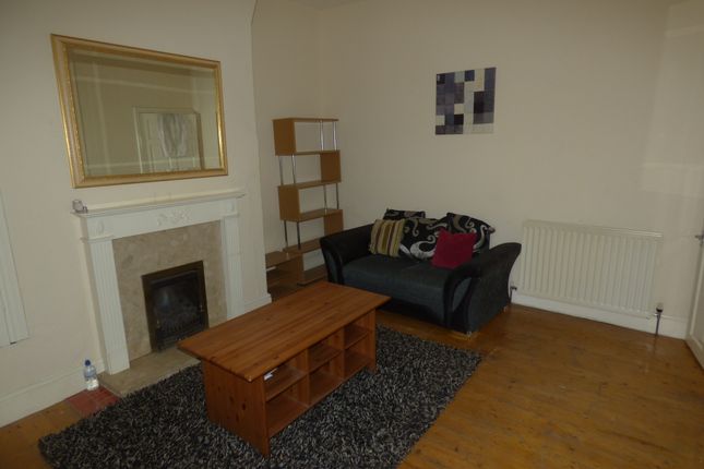 Flat to rent in Rothbury Terrace, Heaton, Newcastle Upon Tyne