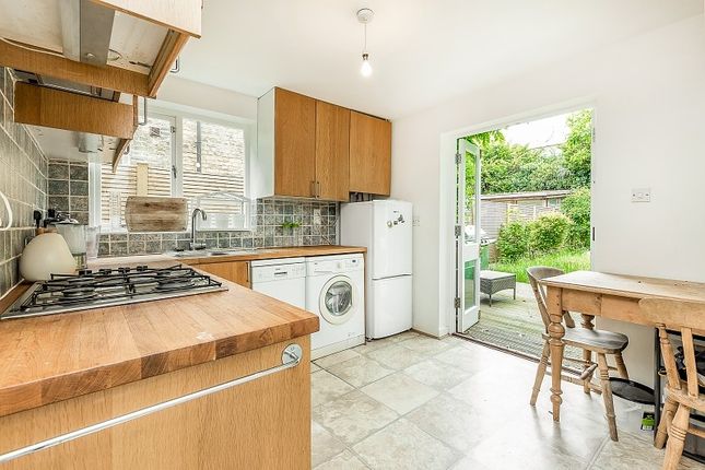 71a, Selwyn Avenue, Surrey photo 2