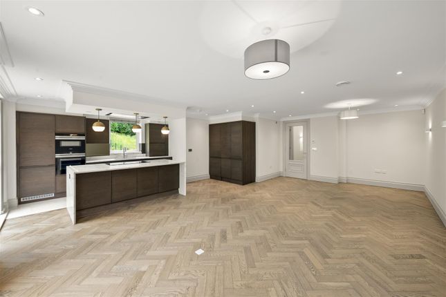 9, Brompton House, Ickenham photo 4